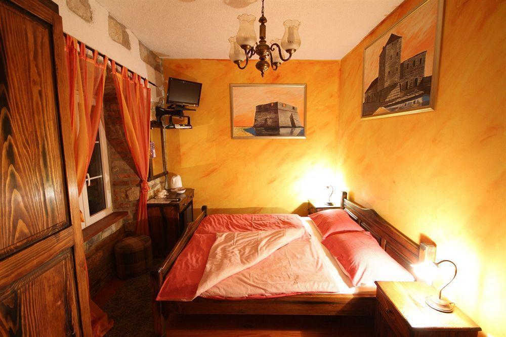 XIV Century Rooms Kaštela Buitenkant foto